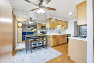 1905 Basswood Ln, Glendale Heights, IL 60139 - Photo 6