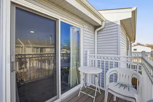 1905 Basswood Ln, Glendale Heights, IL 60139 - Photo 16