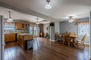 16460 2400 E St, Princeton, IL 61356 - Photo 8