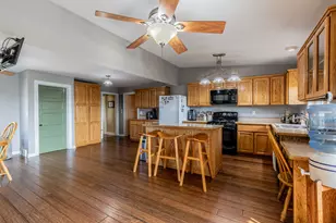 16460 2400 E St, Princeton, IL 61356 - Photo 6