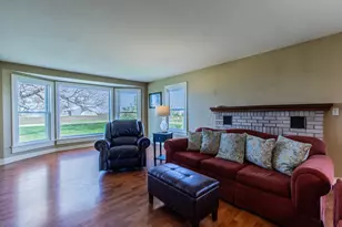 16460 2400 E St, Princeton, IL 61356 - Photo 18