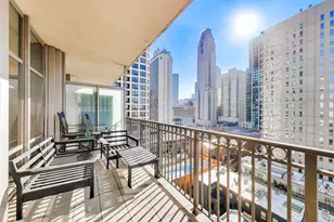 1035 N Dearborn St, Chicago, IL 60610 - Photo 24