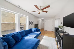 2140 W Addison St, Chicago, IL 60618 - Photo 6