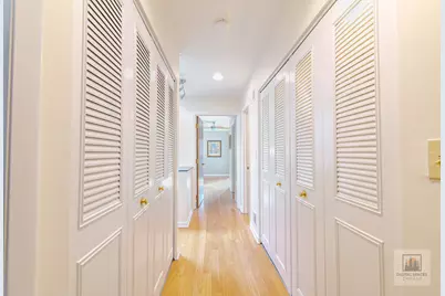 325 N Oak Park Avenue #B, Oak Park, IL 60302 - Photo 16