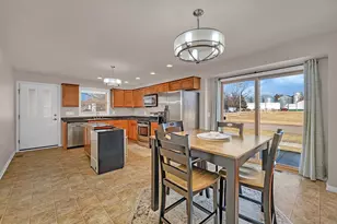 368 Crotty Ave, Seneca, IL 61360 - Photo 10