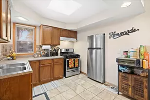 38195 N Charleston Rd, Beach Park, IL 60087 - Photo 8