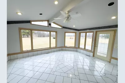 100 S Westview Drive, Pontiac, IL 61764 - Photo 20