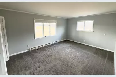 100 S Westview Drive, Pontiac, IL 61764 - Photo 24