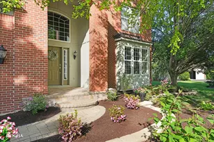 25004 W Prairie Grove Dr, Plainfield, IL 60585 - Photo 2
