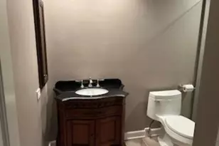 5 Oak Brook Club Dr, Oak Brook, IL 60523 - Photo 26