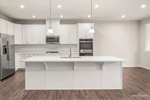 1869 Glenlake Ct, New Lenox, IL 60451 - Photo 2