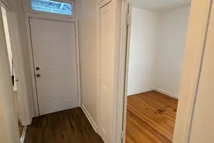 8826 S Exchange Ave S, Chicago, IL 60617 - Photo 6