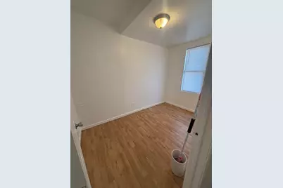 8826 S Exchange Avenue S #2, Chicago, IL 60617 - Photo 12