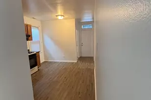 8826 S Exchange Ave S, Chicago, IL 60617 - Photo 8