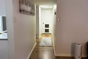 8200 Woodglen Ln, Downers Grove, IL 60516 - Photo 20