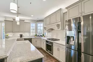 519 Litchfield Ln, Bartlett, IL 60103 - Photo 14