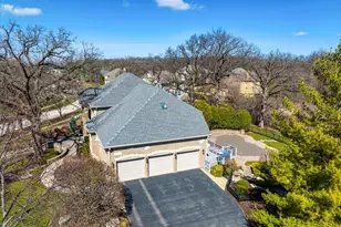 519 Litchfield Ln, Bartlett, IL 60103 - Photo 4