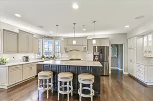 519 Litchfield Ln, Bartlett, IL 60103 - Photo 12