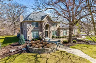 519 Litchfield Ln, Bartlett, IL 60103 - Photo 1