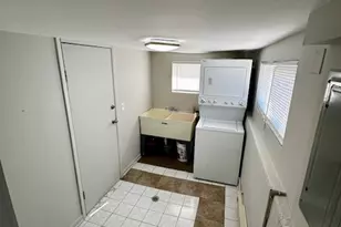 2300 N 73rd Ave, Elmwood Park, IL 60707 - Photo 8