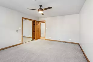 2945 S Scott St, Des Plaines, IL 60018 - Photo 20