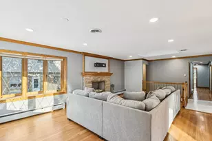 2945 S Scott St, Des Plaines, IL 60018 - Photo 8