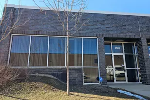 520 Quail Hollow Dr, Wheeling, IL 60090 - Photo 1