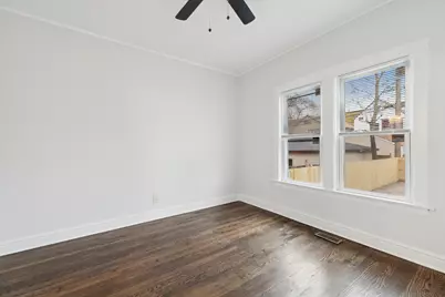 8423 S Colfax Avenue, Chicago, IL 60617 - Photo 6