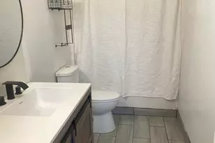 1512 Henry Pl, Waukegan, IL 60085 - Photo 8