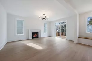 1042 Dewey Ave, Evanston, IL 60202 - Photo 14