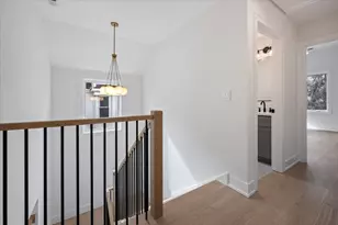 1042 Dewey Ave, Evanston, IL 60202 - Photo 20
