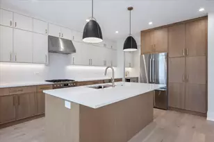 1042 Dewey Ave, Evanston, IL 60202 - Photo 6