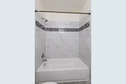 1387 S Glen Circle #D, Aurora, IL 60506 - Photo 16