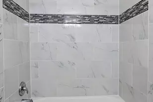 1387 S Glen Cir, Aurora, IL 60506 - Photo 16