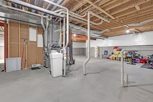 61 Pacific Ave, Hawthorn Woods, IL 60047 - Photo 20