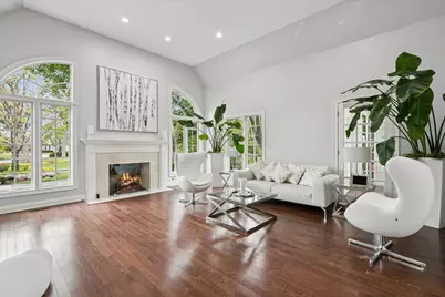180 S Suffolk Lane, Lake Forest, IL 60045 - Photo 8