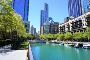 480 N McClurg Ct, Chicago, IL 60611 - Photo 2