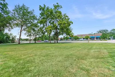 2576 Plainfield Road, Joliet, IL 60435 - Photo 2
