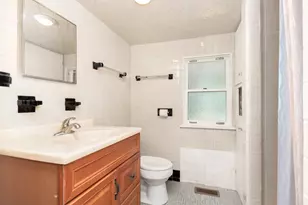 2576 Plainfield Rd, Joliet, IL 60435 - Photo 10