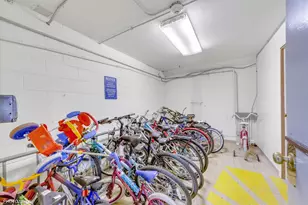 1126 S New Wilke Rd, Arlington Heights, IL 60005 - Photo 24