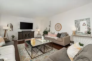 2002 S Kristina Ln, Round Lake, IL 60073 - Photo 16