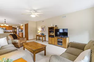 16326 S Jannel Ct, Lockport, IL 60441 - Photo 10
