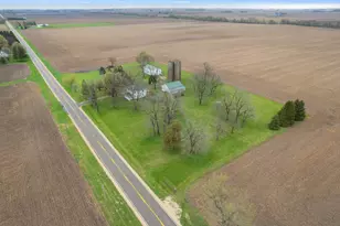 4799 Center Rd, Rochelle, IL 61068 - Photo 6