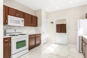 124 S Midland Ave, Joliet, IL 60436 - Photo 14