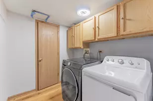 813 Serendipity Dr, Aurora, IL 60504 - Photo 14