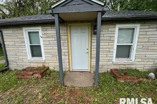 6812 33rd St, Moline, IL 61265 - Photo 2