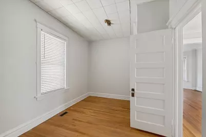 1623 W Bryn Mawr Avenue, Chicago, IL 60660 - Photo 10