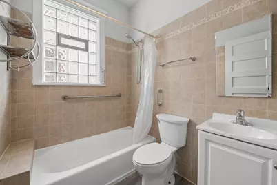 1623 W Bryn Mawr Avenue, Chicago, IL 60660 - Photo 12