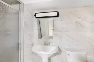 360 Streamside Dr, Harvey, IL 60426 - Photo 14