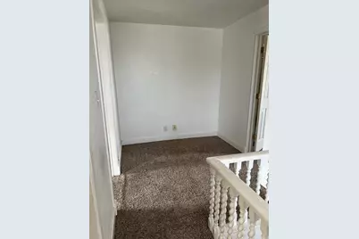 304 S 3rd Street, Kirkland, IL 60146 - Photo 12